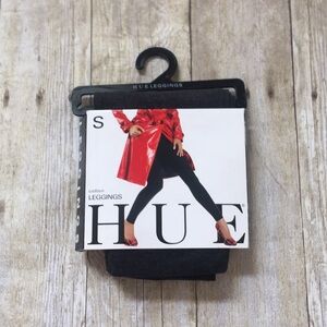 NWT Hue Leggings
